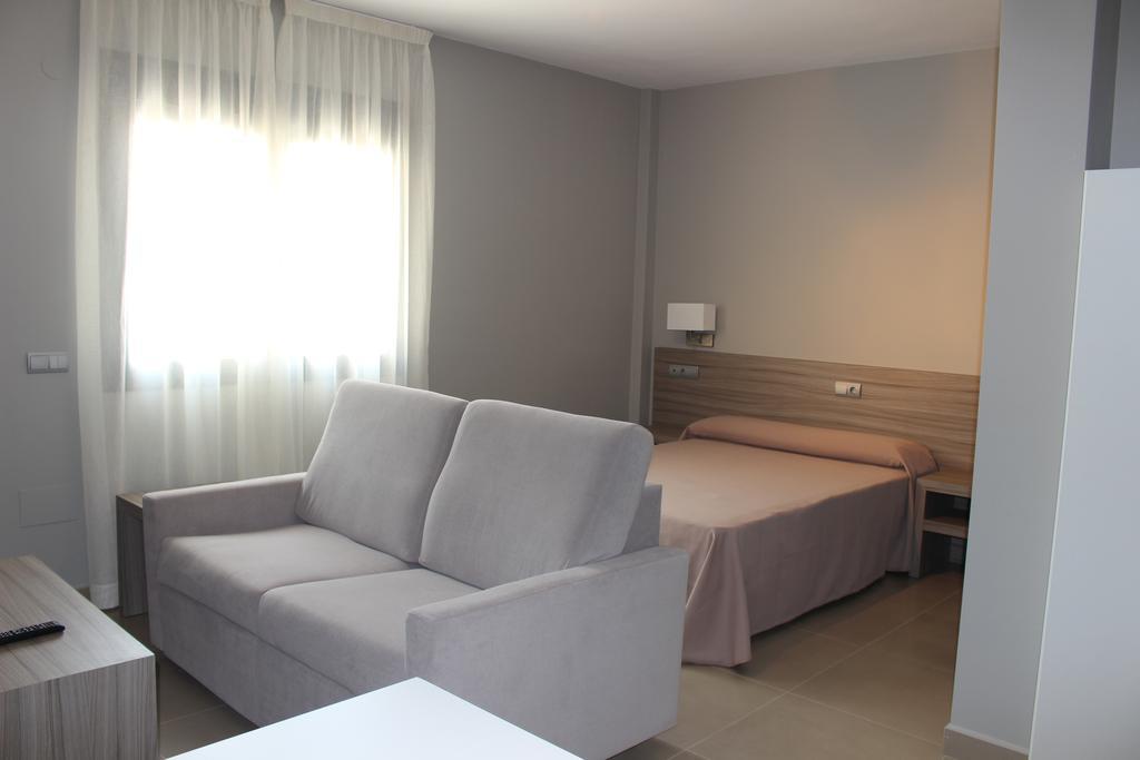 Hotel Miguel Sanchez Alhaurín de la Torre Værelse billede