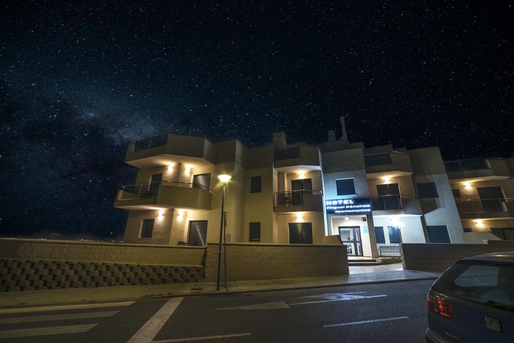 Hotel Miguel Sanchez Alhaurín de la Torre Eksteriør billede